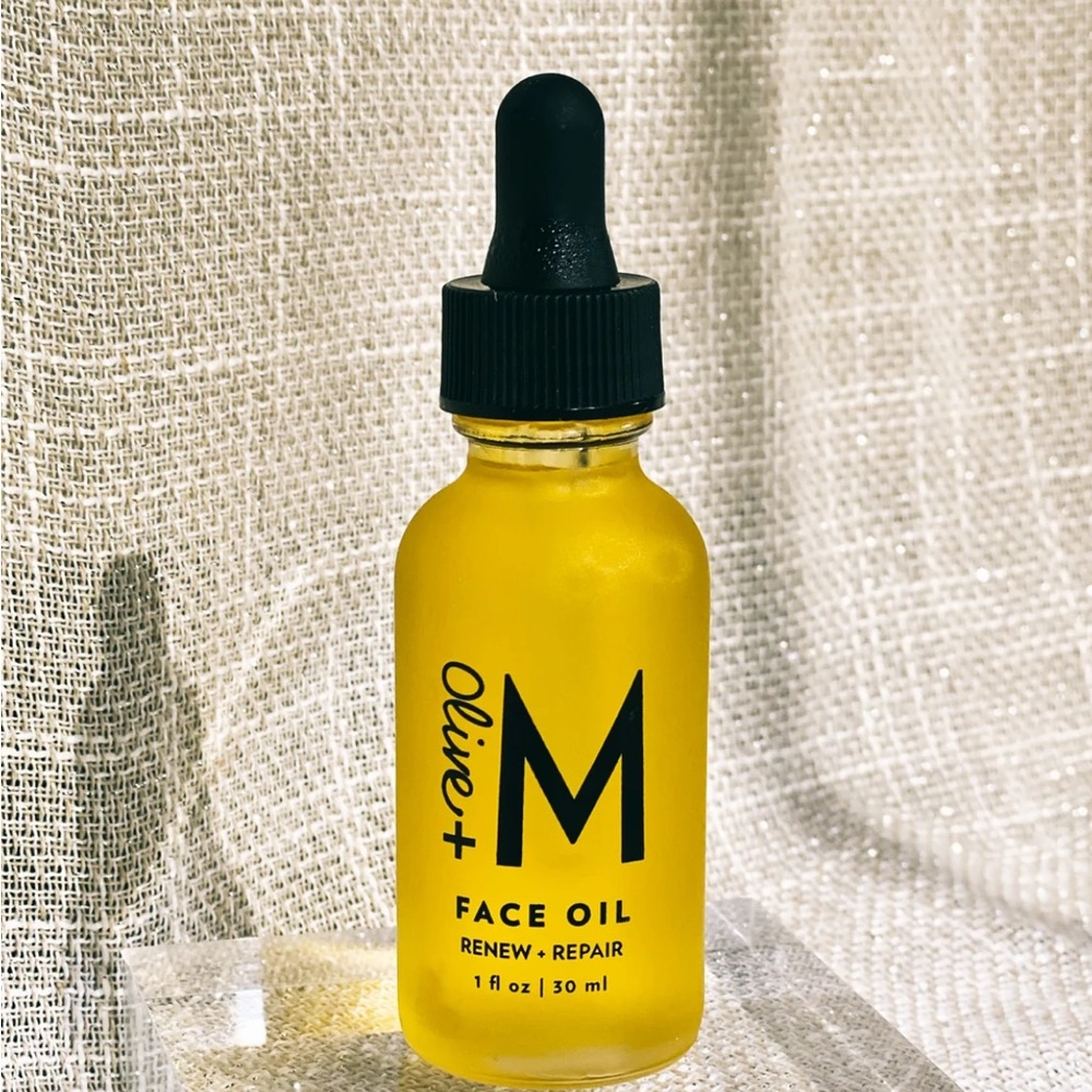 Olive + M Renew & Repair Face Oil 1 oz New In Box